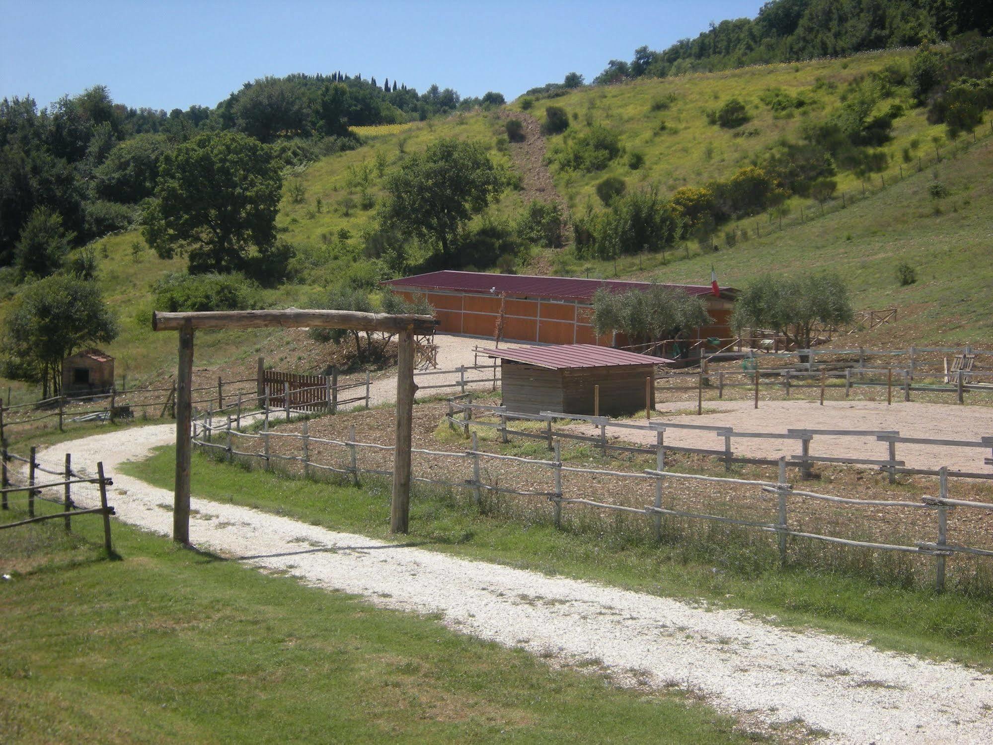 Agriturismo Goccia Di Luna Umbertide Extérieur photo