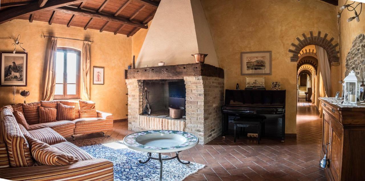 Agriturismo Goccia Di Luna Umbertide Extérieur photo